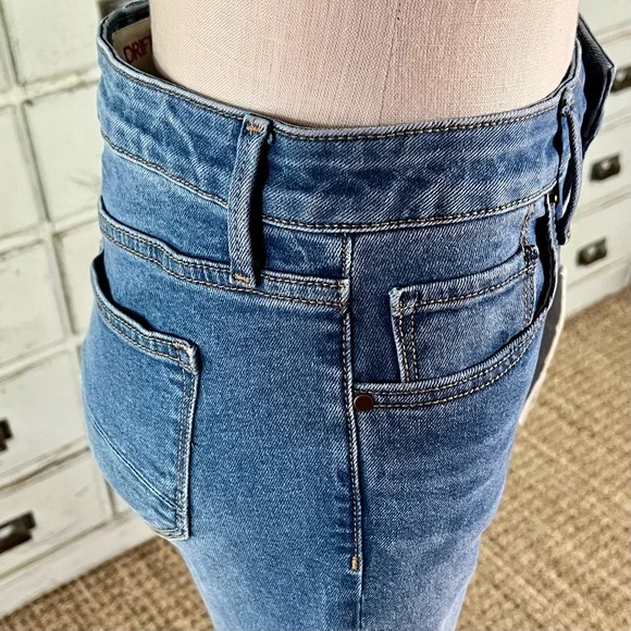 Anthropologie Driftwood Embroidered Flare Jeans Size 26 - Picture 4 of 14